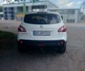Белый Ниссан Кашкай, объемом двигателя 1.6 л и пробегом 223 тыс. км за 10500 $, фото 4 на Automoto.ua