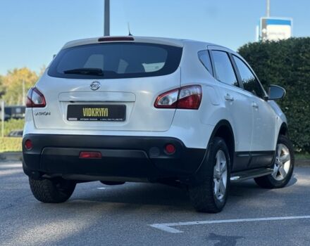 Белый Ниссан Кашкай, объемом двигателя 2 л и пробегом 152 тыс. км за 10600 $, фото 5 на Automoto.ua