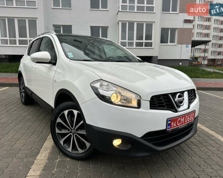 Белый Ниссан Кашкай, объемом двигателя 1.5 л и пробегом 167 тыс. км за 10499 $, фото 2 на Automoto.ua