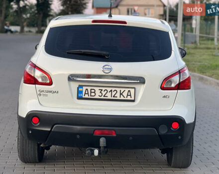 Белый Ниссан Кашкай, объемом двигателя 1.5 л и пробегом 230 тыс. км за 10250 $, фото 14 на Automoto.ua