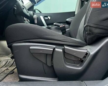 Белый Ниссан Кашкай, объемом двигателя 2 л и пробегом 128 тыс. км за 12490 $, фото 19 на Automoto.ua