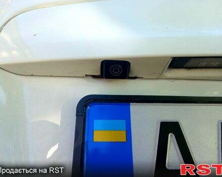 Белый Ниссан Кашкай, объемом двигателя 2 л и пробегом 150 тыс. км за 11900 $, фото 7 на Automoto.ua