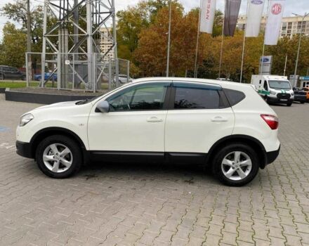 Белый Ниссан Кашкай, объемом двигателя 0 л и пробегом 205 тыс. км за 8600 $, фото 6 на Automoto.ua