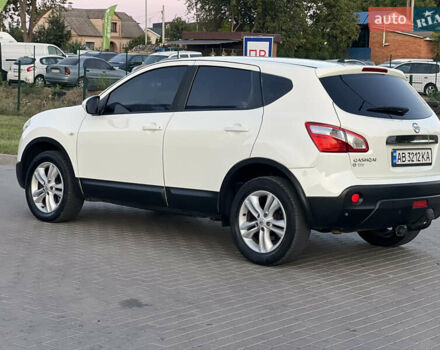 Белый Ниссан Кашкай, объемом двигателя 1.5 л и пробегом 230 тыс. км за 10250 $, фото 17 на Automoto.ua