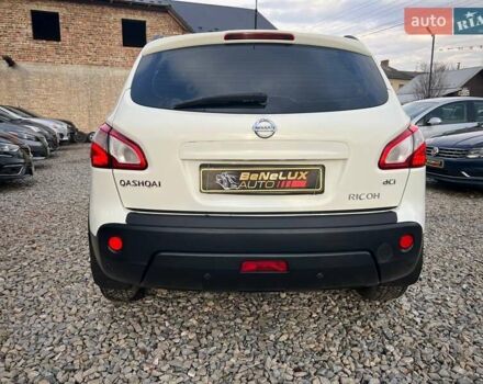 Белый Ниссан Кашкай, объемом двигателя 1.5 л и пробегом 178 тыс. км за 10299 $, фото 4 на Automoto.ua
