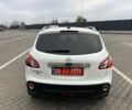 Белый Ниссан Кашкай, объемом двигателя 1.6 л и пробегом 170 тыс. км за 10555 $, фото 3 на Automoto.ua