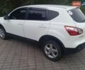 Белый Ниссан Кашкай, объемом двигателя 2 л и пробегом 127 тыс. км за 11800 $, фото 2 на Automoto.ua