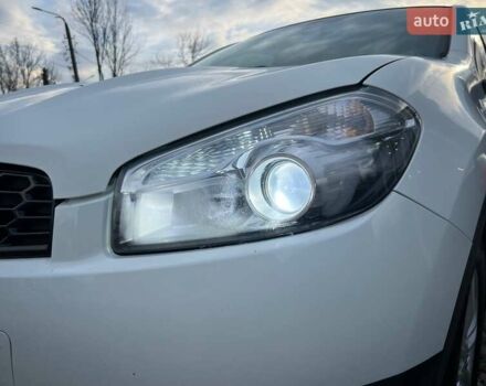 Белый Ниссан Кашкай, объемом двигателя 1.5 л и пробегом 178 тыс. км за 10299 $, фото 9 на Automoto.ua