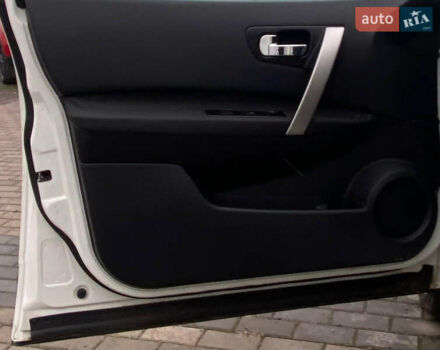 Білий Ніссан Кашкай, об'ємом двигуна 1.5 л та пробігом 211 тис. км за 10500 $, фото 21 на Automoto.ua