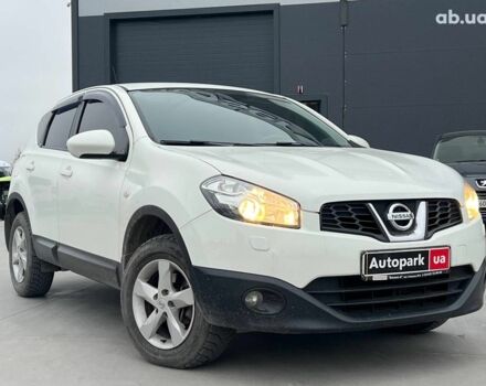Белый Ниссан Кашкай, объемом двигателя 2 л и пробегом 128 тыс. км за 12490 $, фото 2 на Automoto.ua