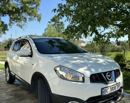 Білий Ніссан Кашкай, об'ємом двигуна 1.46 л та пробігом 263 тис. км за 10200 $, фото 1 на Automoto.ua