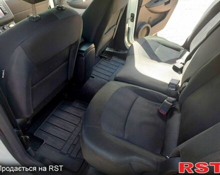 Белый Ниссан Кашкай, объемом двигателя 1.5 л и пробегом 258 тыс. км за 12500 $, фото 6 на Automoto.ua