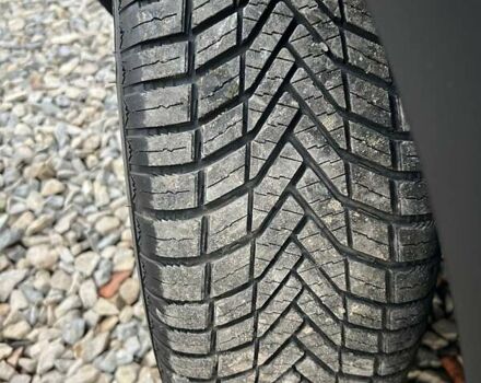 Белый Ниссан Кашкай, объемом двигателя 1.5 л и пробегом 178 тыс. км за 10299 $, фото 27 на Automoto.ua