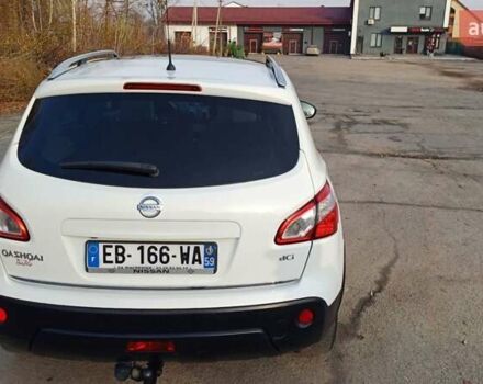 Белый Ниссан Кашкай, объемом двигателя 1.6 л и пробегом 227 тыс. км за 10800 $, фото 10 на Automoto.ua