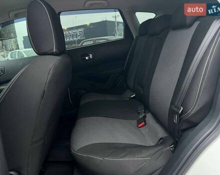 Белый Ниссан Кашкай, объемом двигателя 2 л и пробегом 128 тыс. км за 12490 $, фото 35 на Automoto.ua