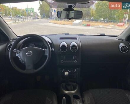 Білий Ніссан Кашкай, об'ємом двигуна 1.6 л та пробігом 155 тис. км за 9999 $, фото 26 на Automoto.ua