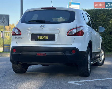 Белый Ниссан Кашкай, объемом двигателя 2 л и пробегом 152 тыс. км за 11400 $, фото 14 на Automoto.ua