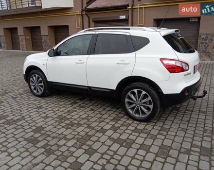 Белый Ниссан Кашкай, объемом двигателя 2 л и пробегом 231 тыс. км за 11650 $, фото 3 на Automoto.ua