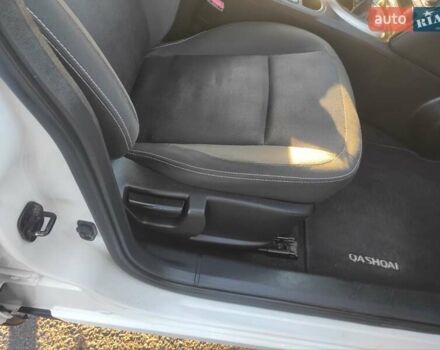 Белый Ниссан Кашкай, объемом двигателя 1.5 л и пробегом 245 тыс. км за 10800 $, фото 27 на Automoto.ua