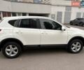 Білий Ніссан Кашкай, об'ємом двигуна 2 л та пробігом 176 тис. км за 11000 $, фото 4 на Automoto.ua