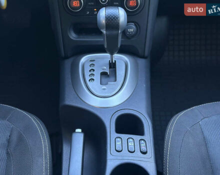 Белый Ниссан Кашкай, объемом двигателя 2 л и пробегом 152 тыс. км за 11400 $, фото 25 на Automoto.ua