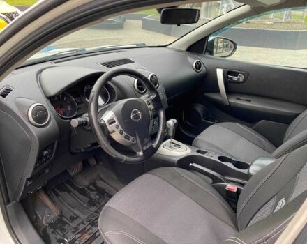 Белый Ниссан Кашкай, объемом двигателя 0 л и пробегом 205 тыс. км за 8600 $, фото 10 на Automoto.ua