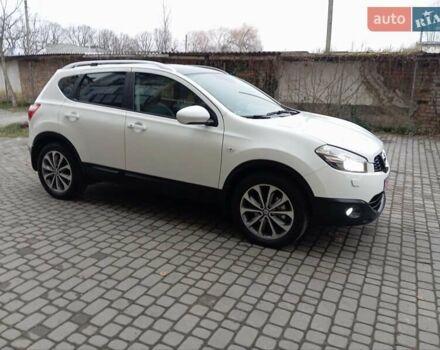 Белый Ниссан Кашкай, объемом двигателя 2 л и пробегом 231 тыс. км за 11650 $, фото 9 на Automoto.ua