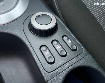 Белый Ниссан Кашкай, объемом двигателя 2 л и пробегом 128 тыс. км за 12490 $, фото 31 на Automoto.ua