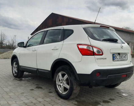 Білий Ніссан Кашкай, об'ємом двигуна 1.6 л та пробігом 219 тис. км за 10300 $, фото 8 на Automoto.ua