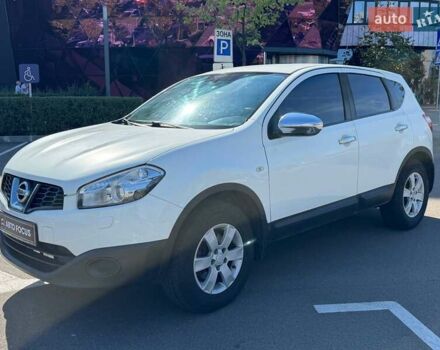 Белый Ниссан Кашкай, объемом двигателя 2 л и пробегом 197 тыс. км за 8690 $, фото 2 на Automoto.ua