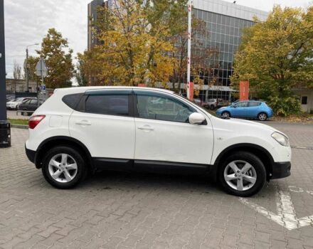 Белый Ниссан Кашкай, объемом двигателя 0 л и пробегом 205 тыс. км за 8600 $, фото 5 на Automoto.ua