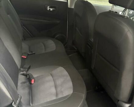 Білий Ніссан Кашкай, об'ємом двигуна 2 л та пробігом 176 тис. км за 11000 $, фото 11 на Automoto.ua