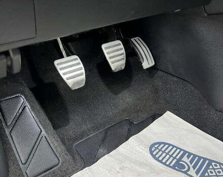 Белый Ниссан Кашкай, объемом двигателя 1.6 л и пробегом 170 тыс. км за 10555 $, фото 23 на Automoto.ua