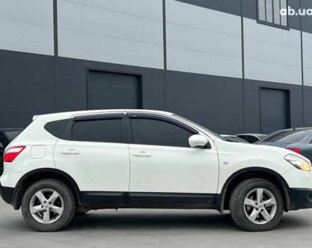 Белый Ниссан Кашкай, объемом двигателя 2 л и пробегом 128 тыс. км за 12490 $, фото 10 на Automoto.ua