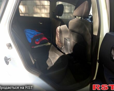 Белый Ниссан Кашкай, объемом двигателя 2 л и пробегом 150 тыс. км за 11900 $, фото 13 на Automoto.ua