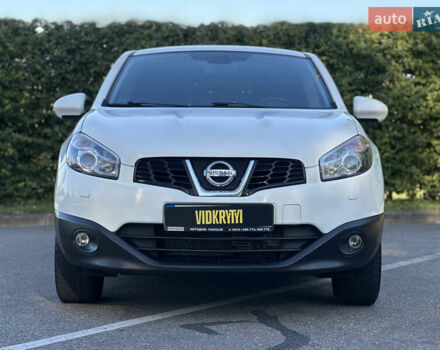 Белый Ниссан Кашкай, объемом двигателя 2 л и пробегом 152 тыс. км за 11400 $, фото 2 на Automoto.ua