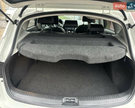 Белый Ниссан Кашкай, объемом двигателя 1.5 л и пробегом 229 тыс. км за 10650 $, фото 9 на Automoto.ua