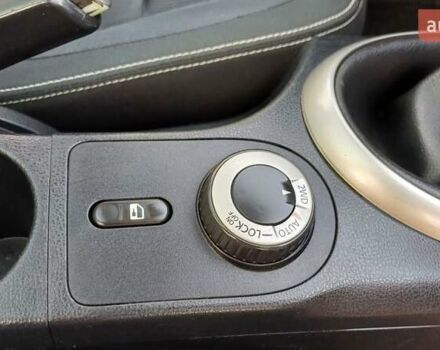 Белый Ниссан Кашкай, объемом двигателя 1.6 л и пробегом 227 тыс. км за 10800 $, фото 33 на Automoto.ua