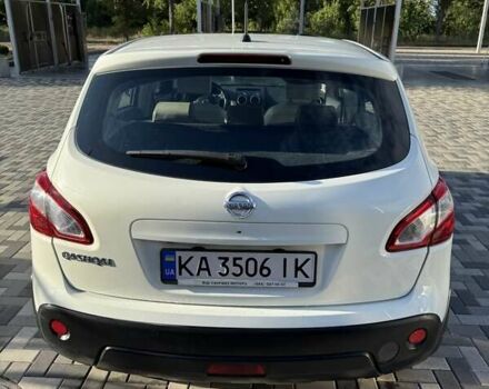 Білий Ніссан Кашкай, об'ємом двигуна 2 л та пробігом 161 тис. км за 10950 $, фото 4 на Automoto.ua