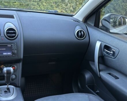 Белый Ниссан Кашкай, объемом двигателя 2 л и пробегом 152 тыс. км за 10600 $, фото 11 на Automoto.ua