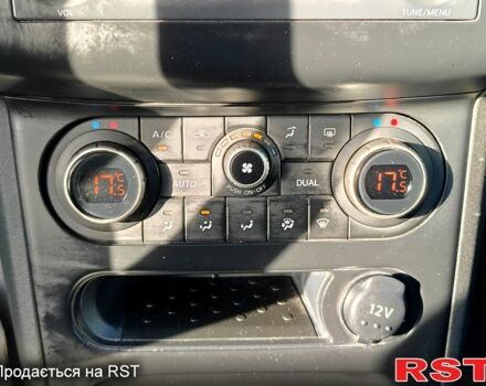 Белый Ниссан Кашкай, объемом двигателя 1.6 л и пробегом 200 тыс. км за 8888 $, фото 7 на Automoto.ua