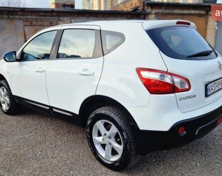 Белый Ниссан Кашкай, объемом двигателя 2 л и пробегом 115 тыс. км за 9900 $, фото 12 на Automoto.ua