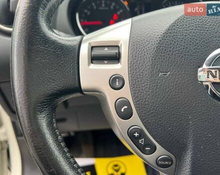 Белый Ниссан Кашкай, объемом двигателя 2 л и пробегом 151 тыс. км за 11300 $, фото 12 на Automoto.ua