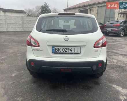 Білий Ніссан Кашкай, об'ємом двигуна 1.5 л та пробігом 284 тис. км за 9200 $, фото 2 на Automoto.ua