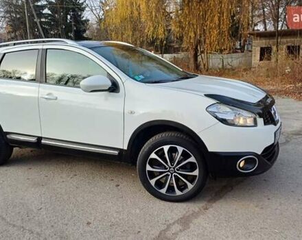 Белый Ниссан Кашкай, объемом двигателя 1.6 л и пробегом 227 тыс. км за 10800 $, фото 4 на Automoto.ua