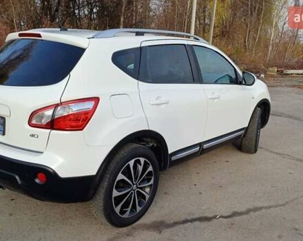 Белый Ниссан Кашкай, объемом двигателя 1.6 л и пробегом 227 тыс. км за 10800 $, фото 7 на Automoto.ua