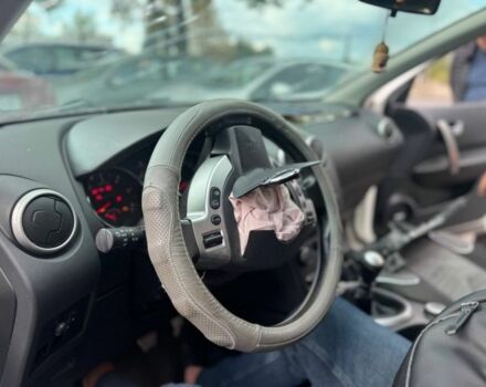 Белый Ниссан Кашкай, объемом двигателя 2 л и пробегом 180 тыс. км за 5999 $, фото 4 на Automoto.ua