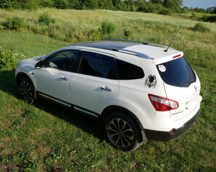 Белый Ниссан Кашкай, объемом двигателя 1.5 л и пробегом 184 тыс. км за 10072 $, фото 2 на Automoto.ua