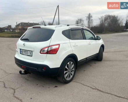 Белый Ниссан Кашкай, объемом двигателя 2 л и пробегом 190 тыс. км за 12000 $, фото 6 на Automoto.ua