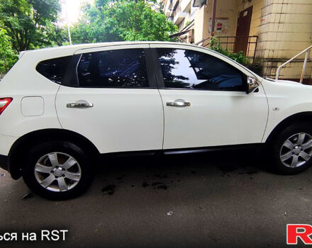 Белый Ниссан Кашкай, объемом двигателя 2 л и пробегом 196 тыс. км за 10300 $, фото 7 на Automoto.ua